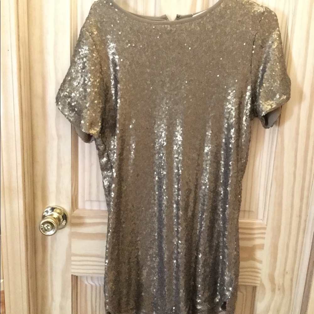 Rare find gold sequins dress fully lined